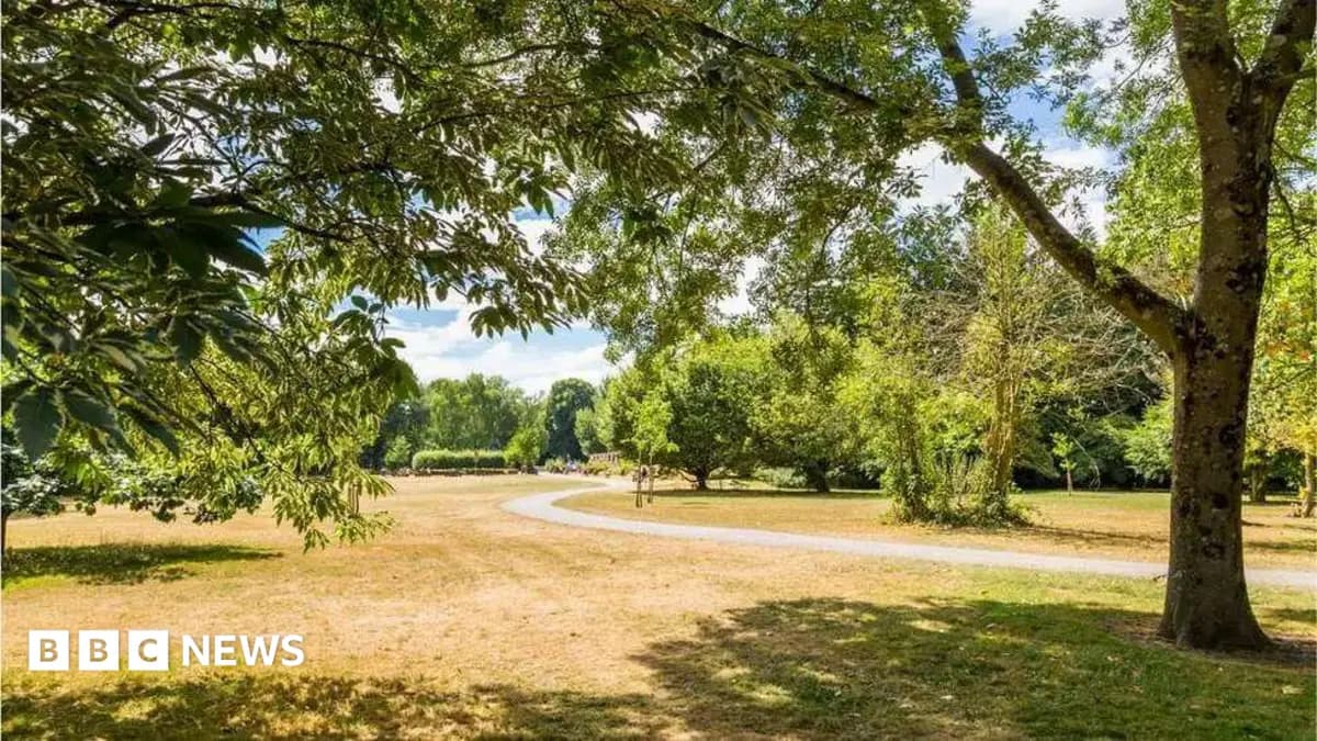 Balaclava-Clad Gang Attacks Children on Bikes, Targets Police Officers on River Path