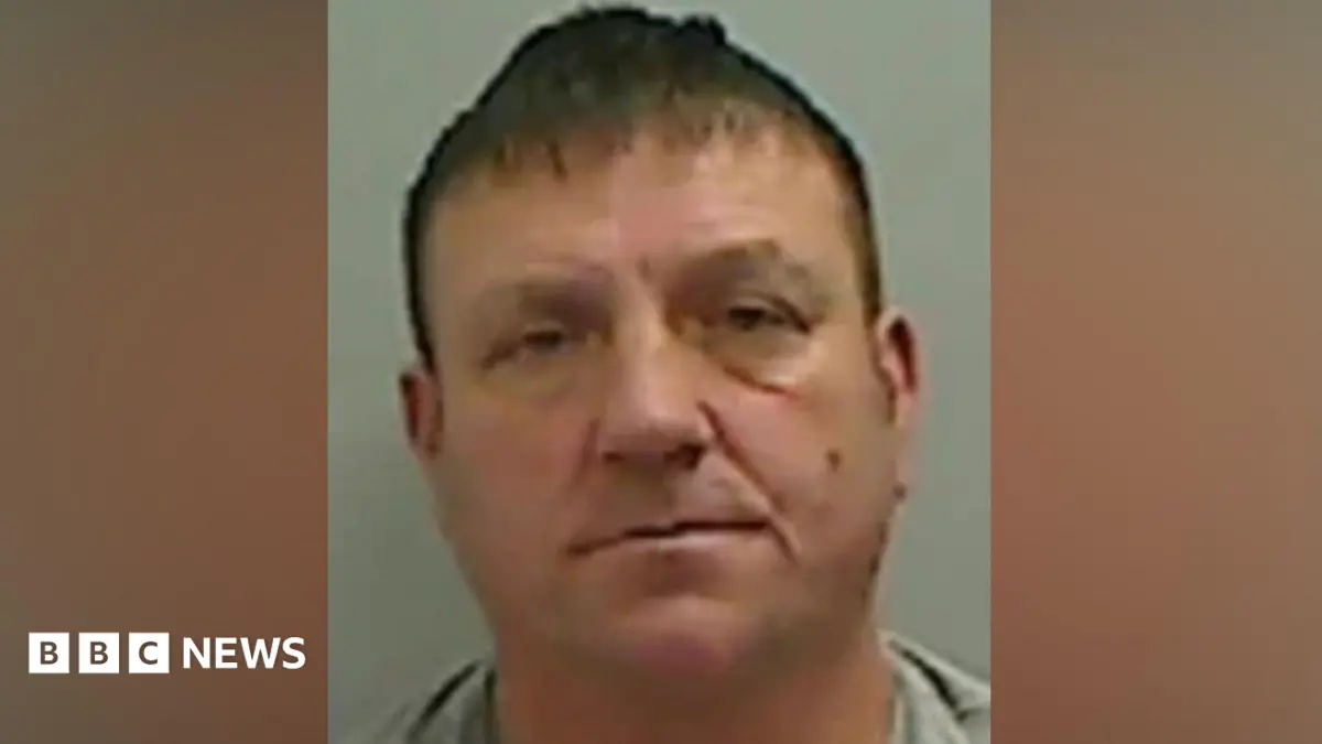 Mark Pearce Jailed Four Years for Man's Naked Ransom Video Kidnapping