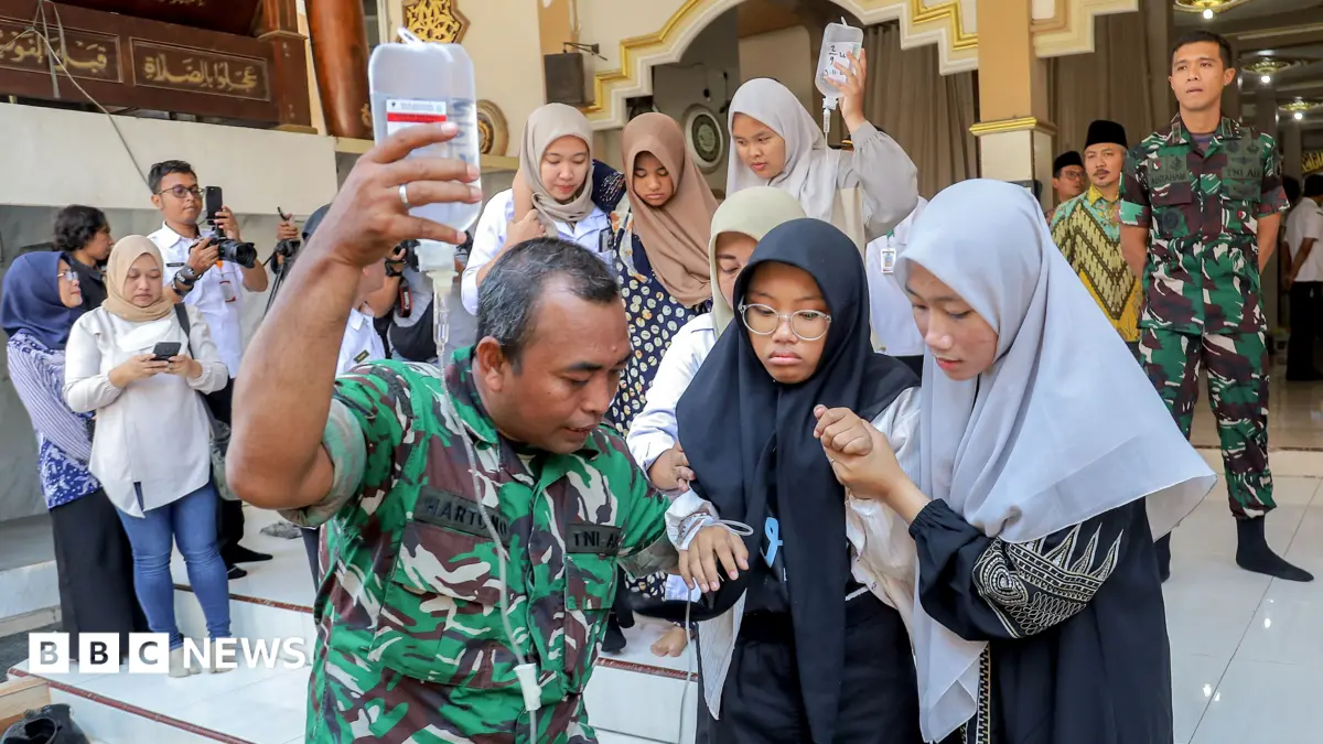 Indonesia: Two Thousand Students Ill After Consuming Free School Meals Programme