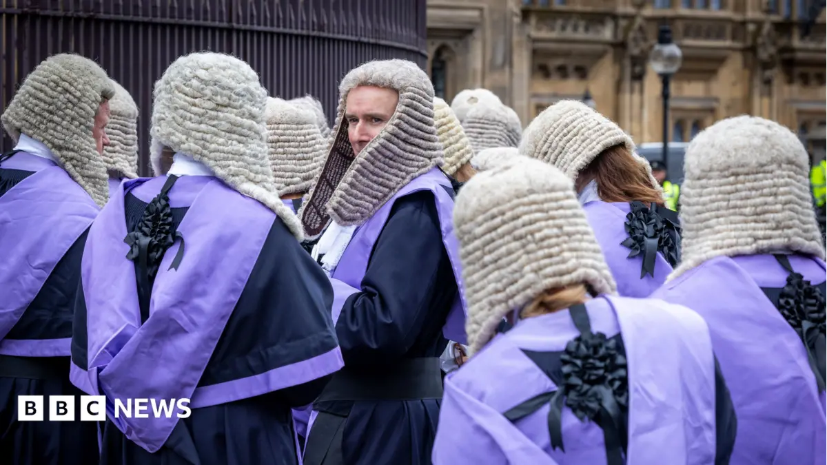 Justice Secretary Vows to Tackle Court Backlog Despite Jury Trial Plan Rejection