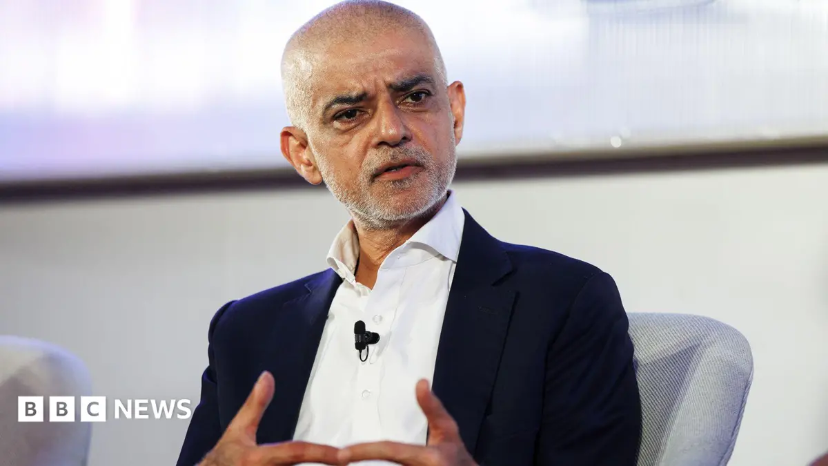 London Mayor Sadiq Khan Among 26 New Peers Appointed to House of Lords