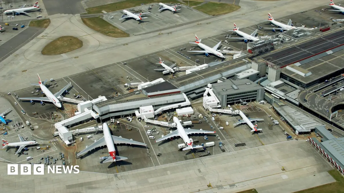 UK Air Traffic Control Failure Disrupts Heathrow, Gatwick Departures