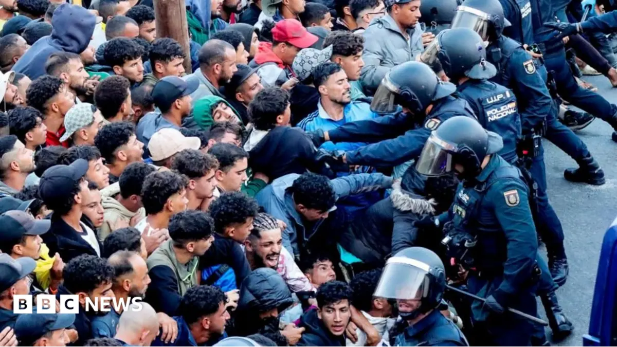 Spanish Police Commence Operation to Clear Migrants from Ceuta Beaches