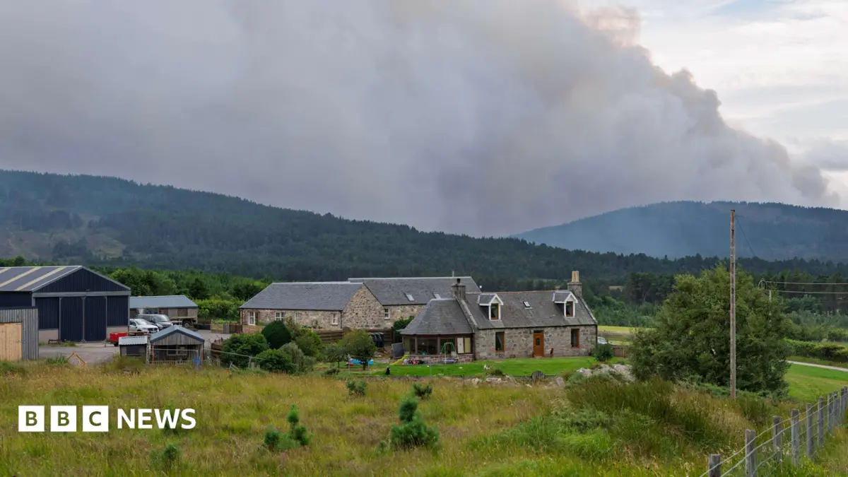 Nethy Bridge Evacuated as Cairngorms Wildfire Expands, Police Declare Major Incident