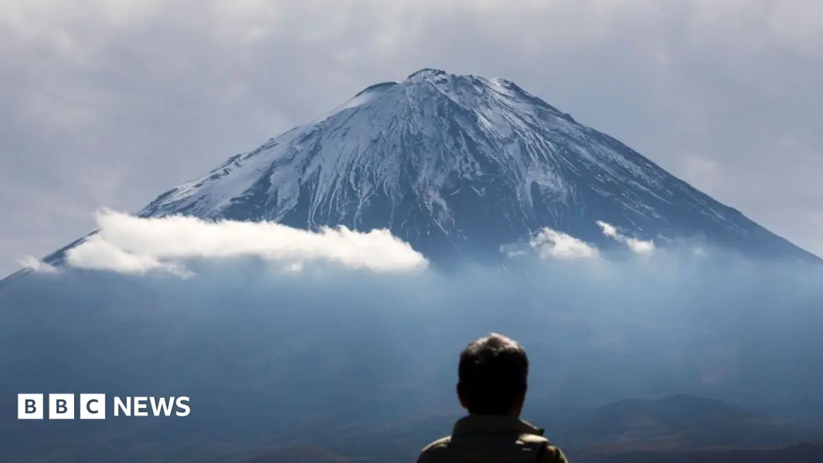 Mount Fuji Implements Rescue Fees for Off-Season Hikers From Summer 2024