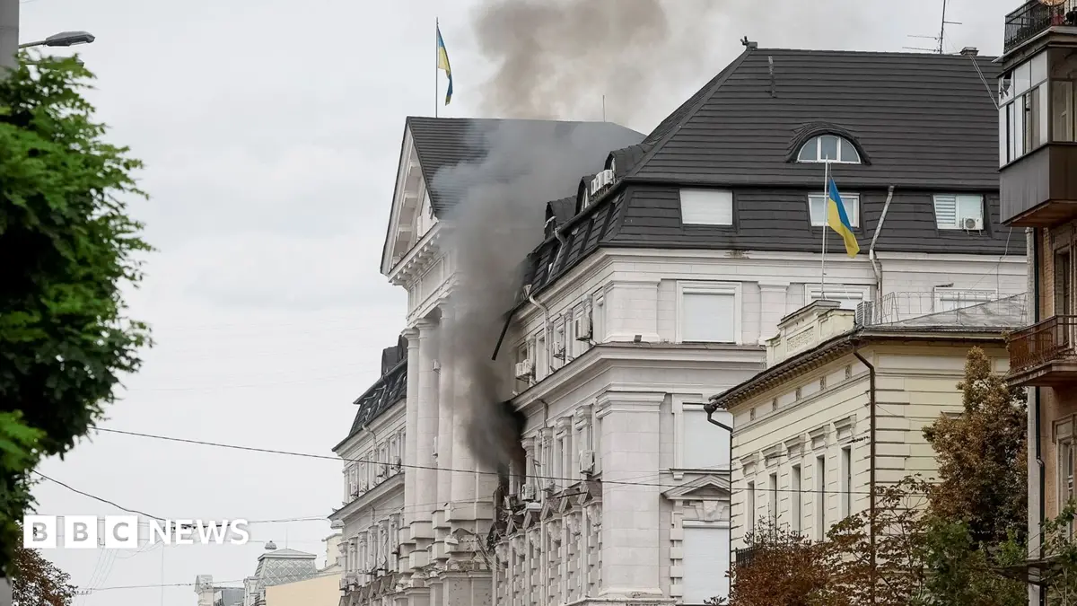 Russian Drone Strikes Kyiv Security Headquarters; Zelensky Reports Direct Hit