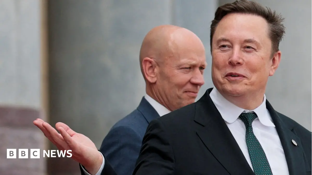 SpaceX Share Price Dips Below Initial Offering After Volatile Month