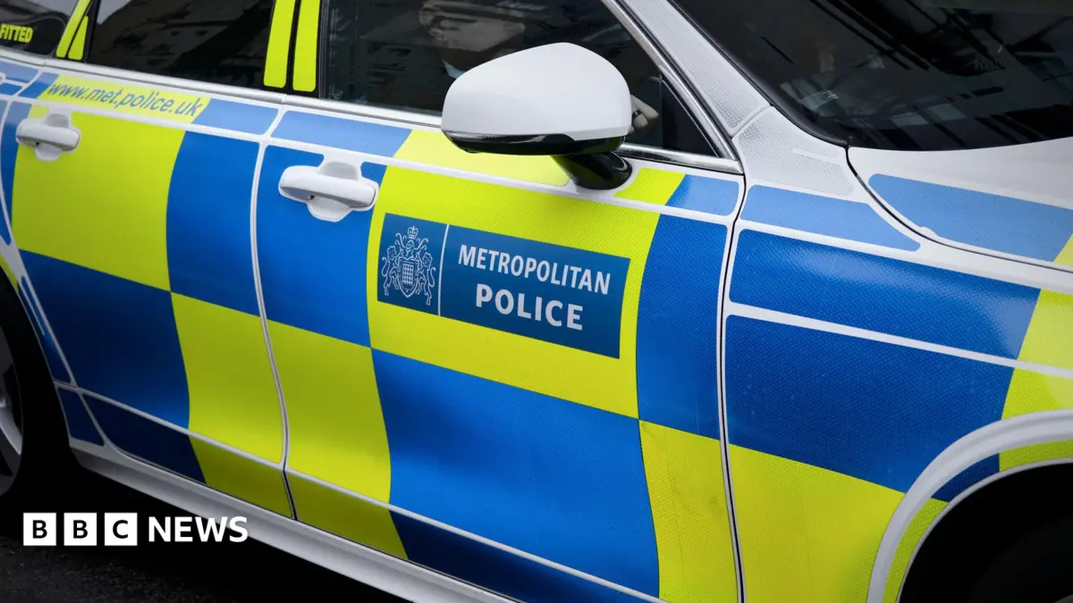 Six Arrested Following Clerkenwell Death of 23-Year-Old Woman