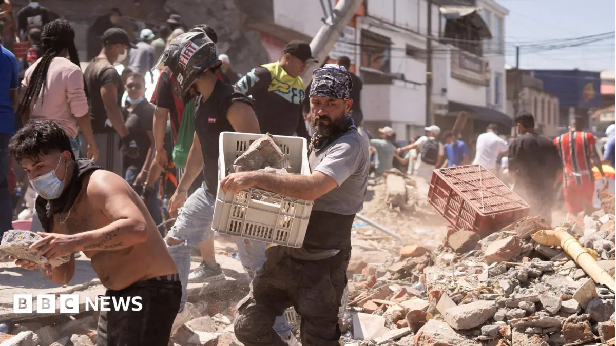 Magnitude 7.4 Earthquake Strikes Colombia, 132 Fatalities Reported in Chocó Province