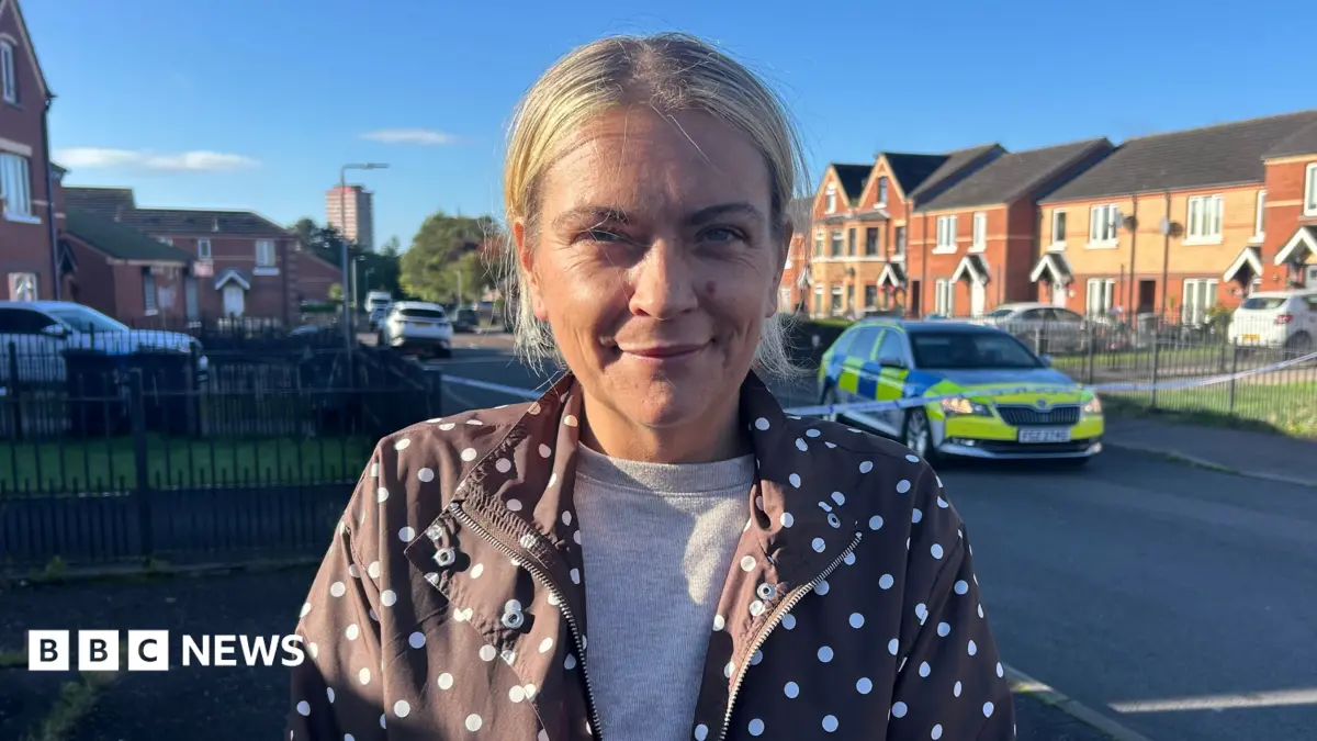 North Belfast Mother of Four Survives Pipe Bomb Attack, Calls it 'Mistaken Identity'
