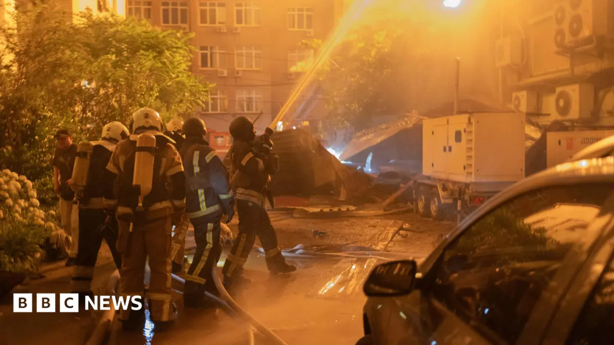 Russian Missile Barrage Hits Kyiv, Killing One Civilian Amid New Year Attacks