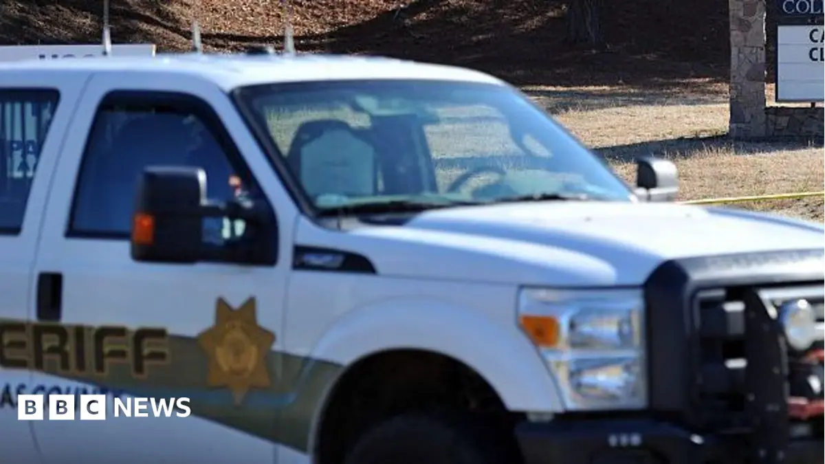Three Fatalities After Robinson R22 and Airbus Helicopters Collide Near Oregon Airport