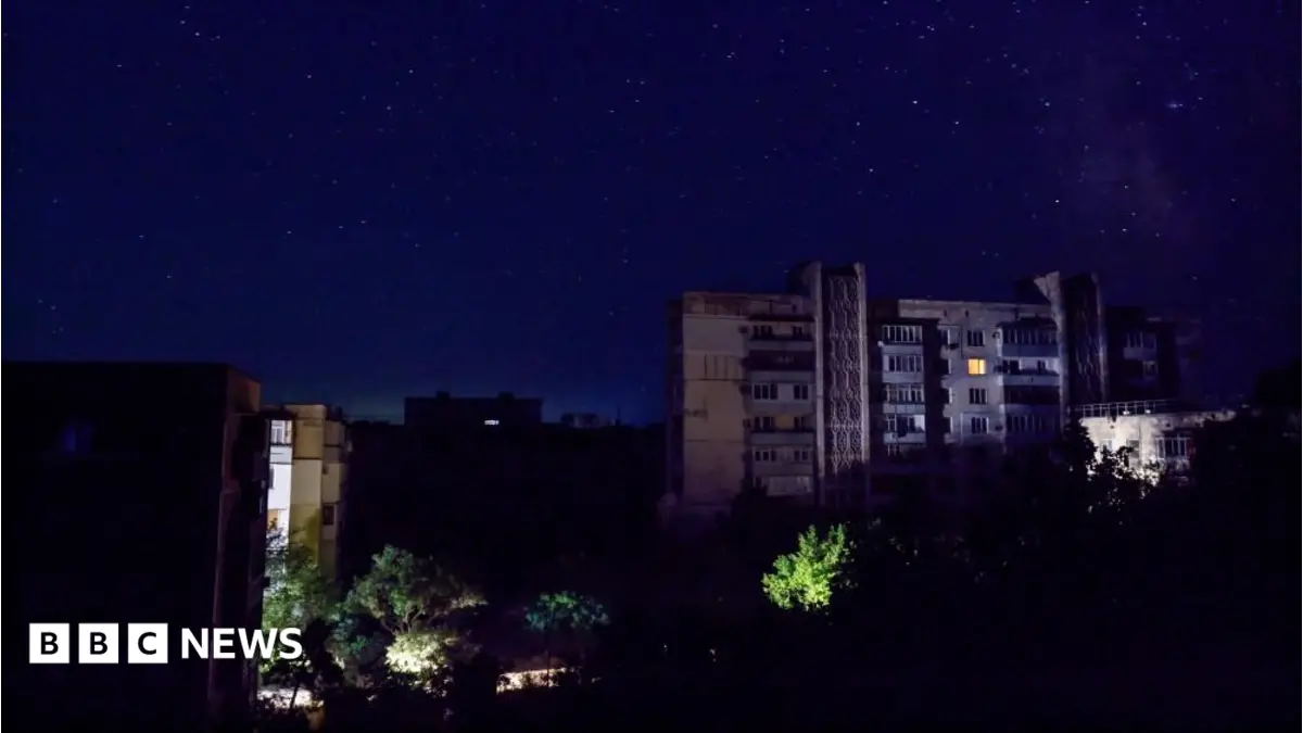 Ukrainian Strike Cuts Power in Sevastopol, Crimea Until Evening
