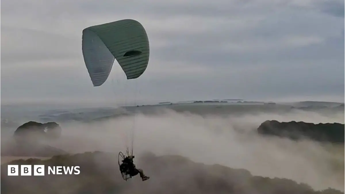 British Army Explores Covert Paraglider Infiltration System for Special Operations