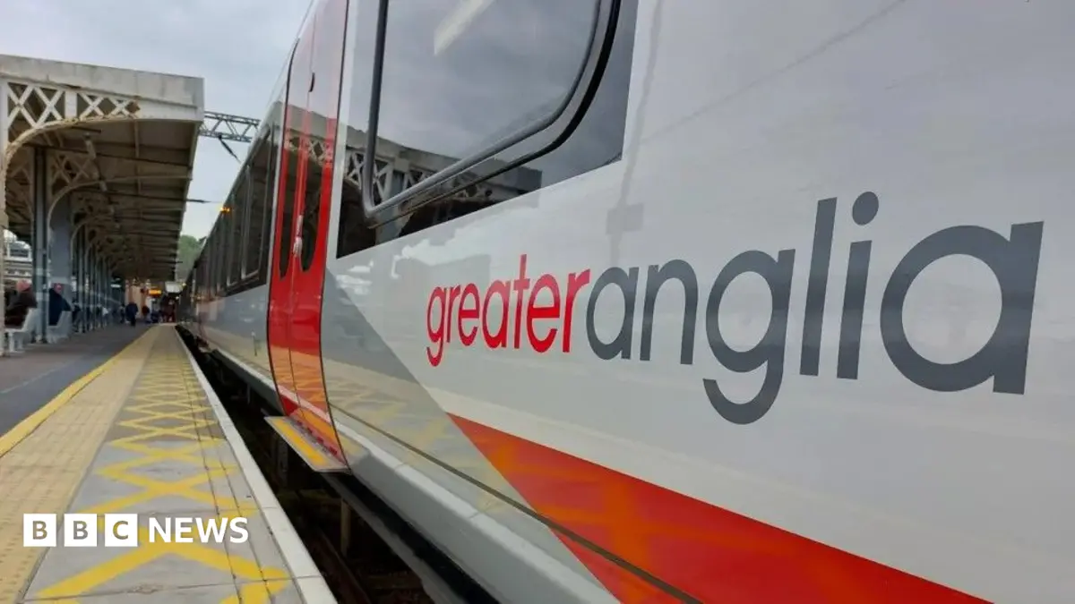 Trackside Fire Near London Bridge Halts Rail Services, Causes Major Disruption