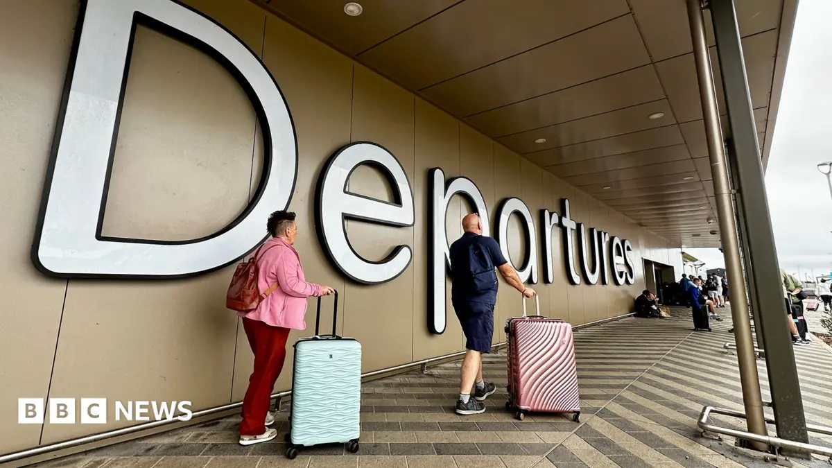UK Air Traffic Control Failures Ground Flights, Aviation Experts Urge Systemic Review