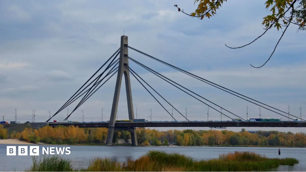 Russia Hits Kyiv's Northern Bridge, Second Major Crossing Attacked in Days