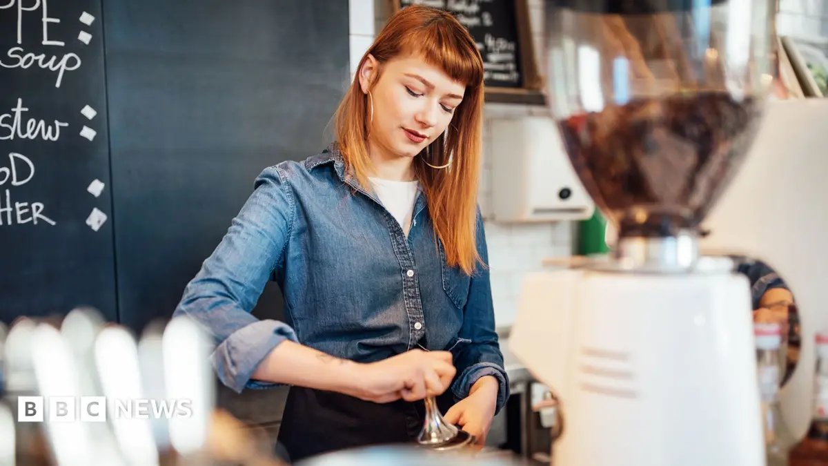 Chancellor Healey Freezes 18-20 Minimum Wage Rise, Boosts Household Energy Support