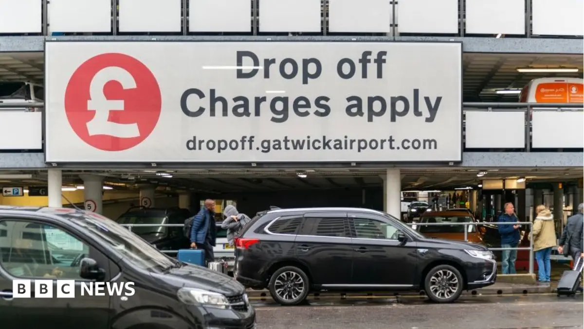 Government Launches Review After UK Airport Drop-Off Charges Rise to £7 per Entry