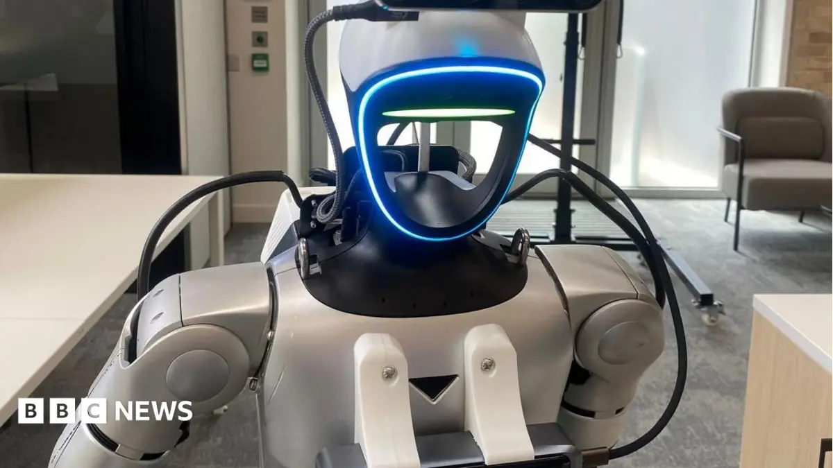 Sophisticated Virtual Worlds Train Robots to Navigate Real-World Environments
