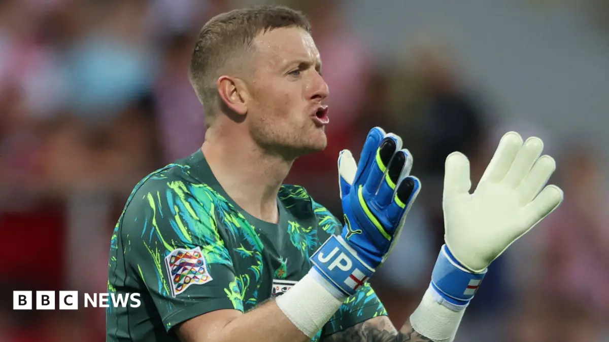 Everton Goalkeeper Jordan Pickford Pulled Over by Police for Driving Infractions