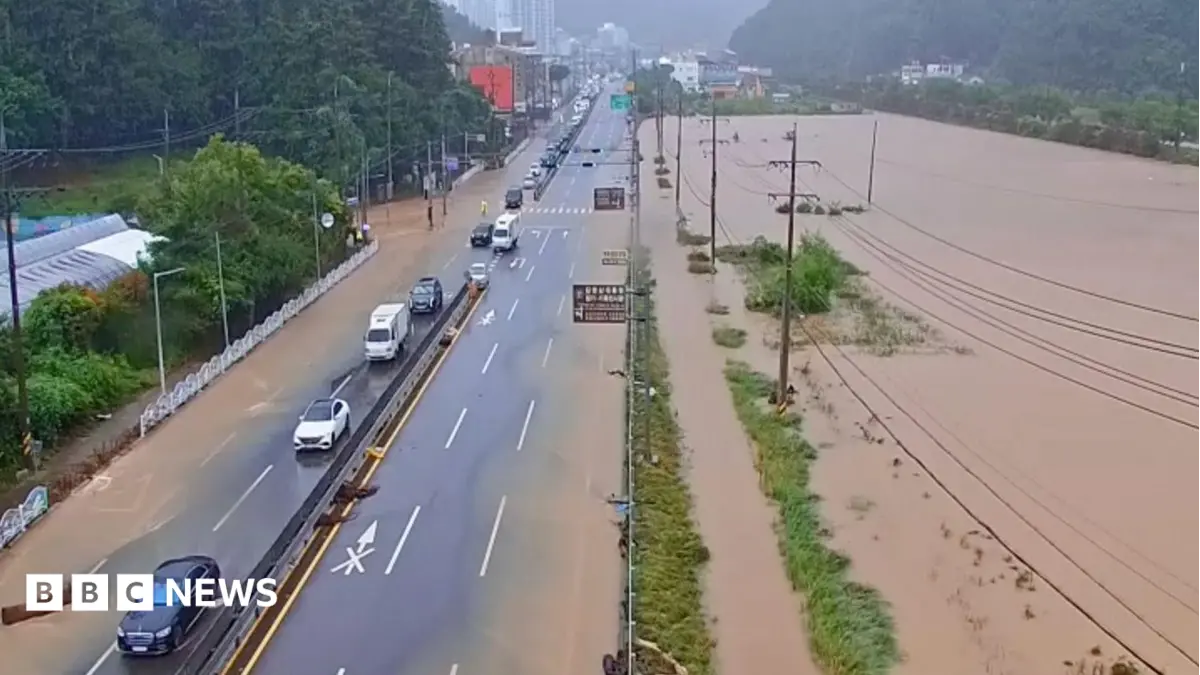 South Korea Landslide Kills One as Record Rainfall Lashes Southern Provinces