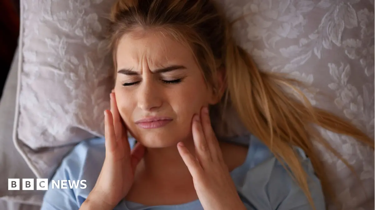 Dental Experts Observe Increase in Young People's Teeth Grinding and Jaw Pain