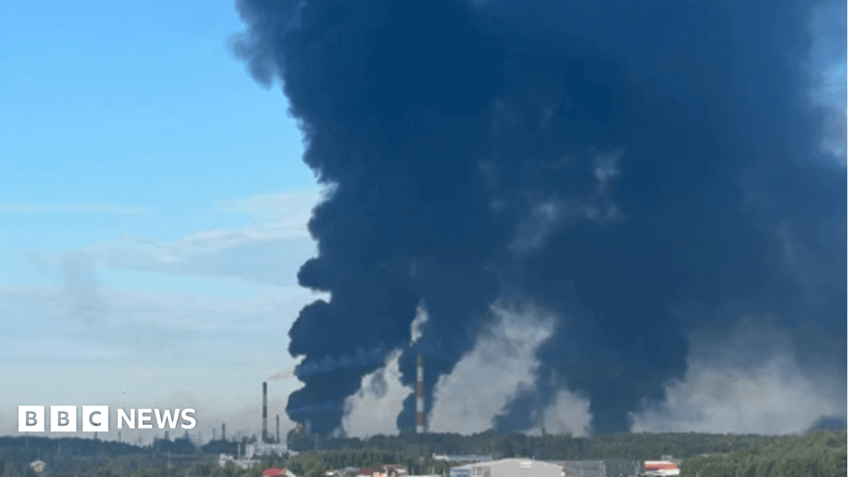 Ukrainian Drones Strike Rosneft and Lukoil Oil Refineries in Russia's Samara Region