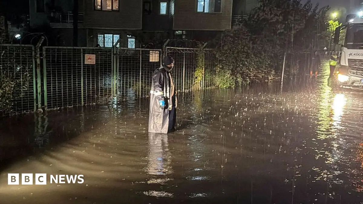 Istanbul Records Two Deaths, Widespread Flooding After Heaviest Rainfall in 84 Years