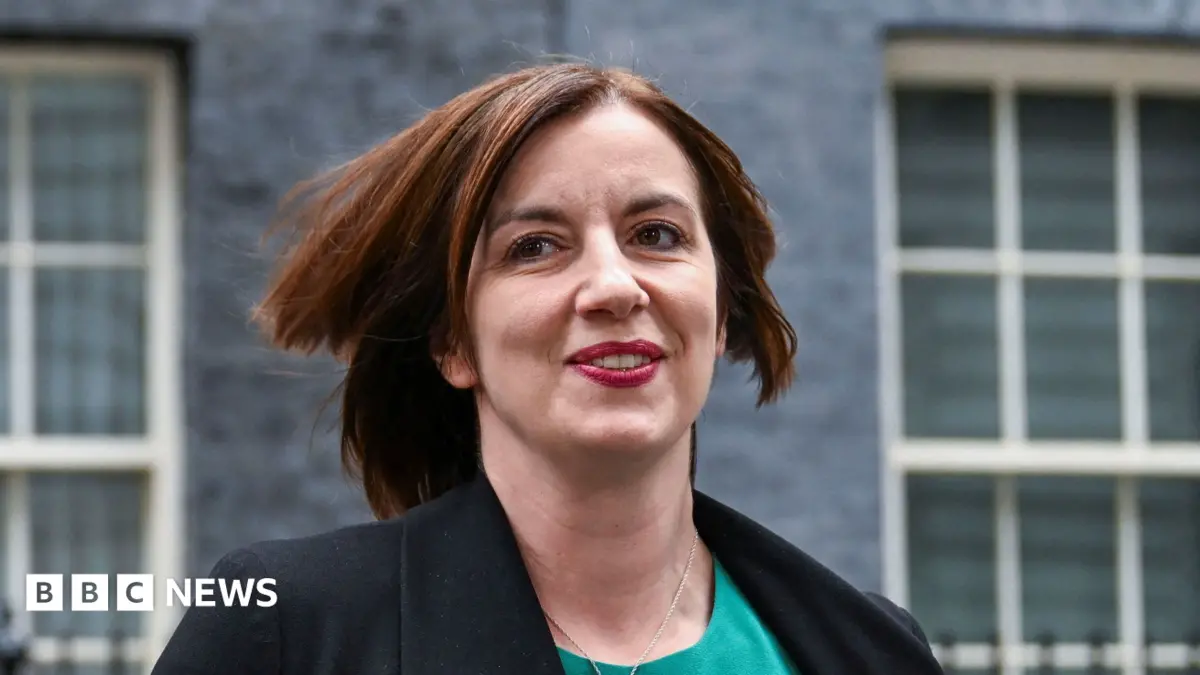 Bridget Phillipson Establishes 'Class Unit' as Social Mobility Commission Advisers Depart