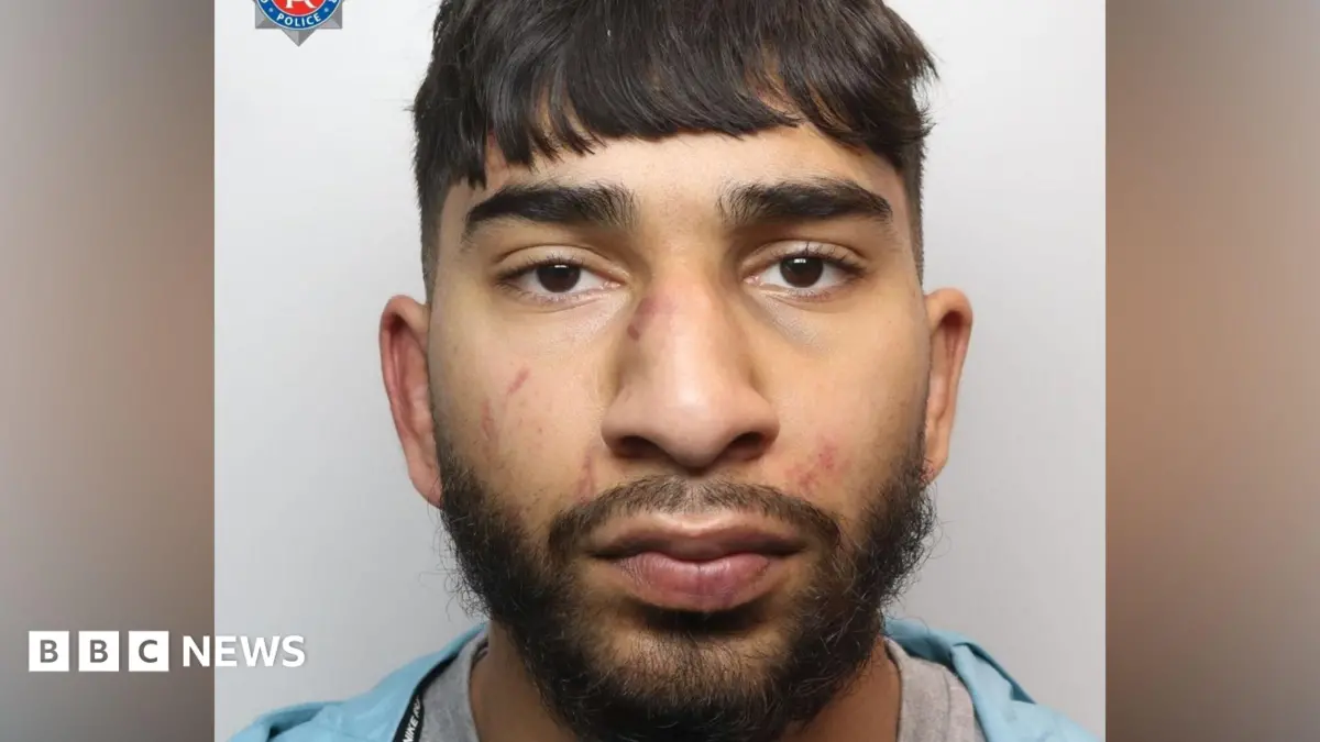 Mohammed Fahir Amaaz Jailed After Assaulting Police Officers at Manchester Airport
