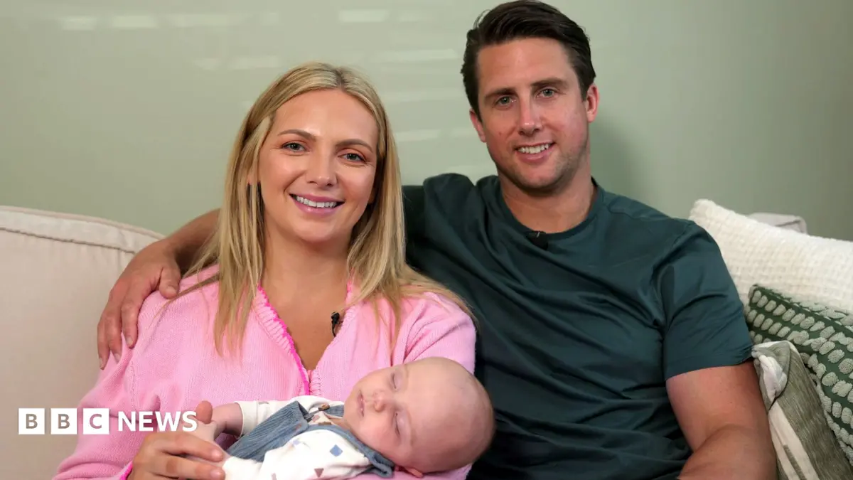 British Surgeons Repair Infant's Gastroschisis In Utero, Pioneering Fetal Surgery