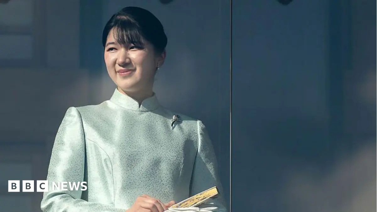 Japan Amends Imperial House Law, Allowing Adult Male Adoption Into Royal Family