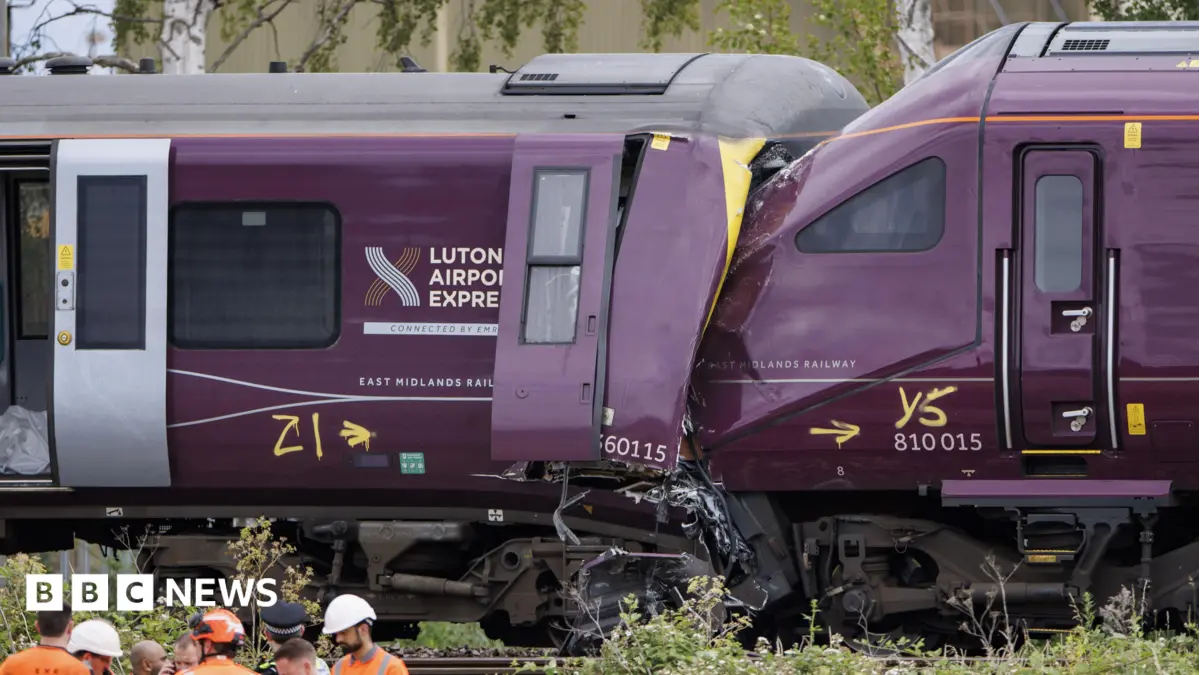 Passenger Train Passed Red Signal Before Salisbury Tunnel Collision, Report Finds