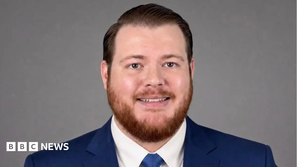 Conservatives Arrange Meetings for Jewish Groups After Selecting Ex-Neo-Nazi Candidate