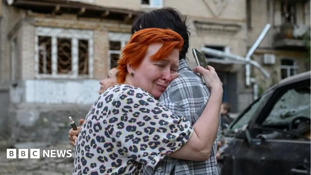 Russian Missile Barrage Kills Thirty in Kyiv, Targets Broad Area
