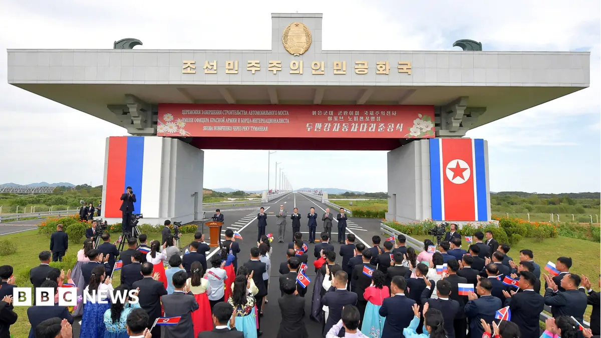 Russia and North Korea Inaugurate Khasan-Tumangan Road Bridge, Enhancing Bilateral Ties