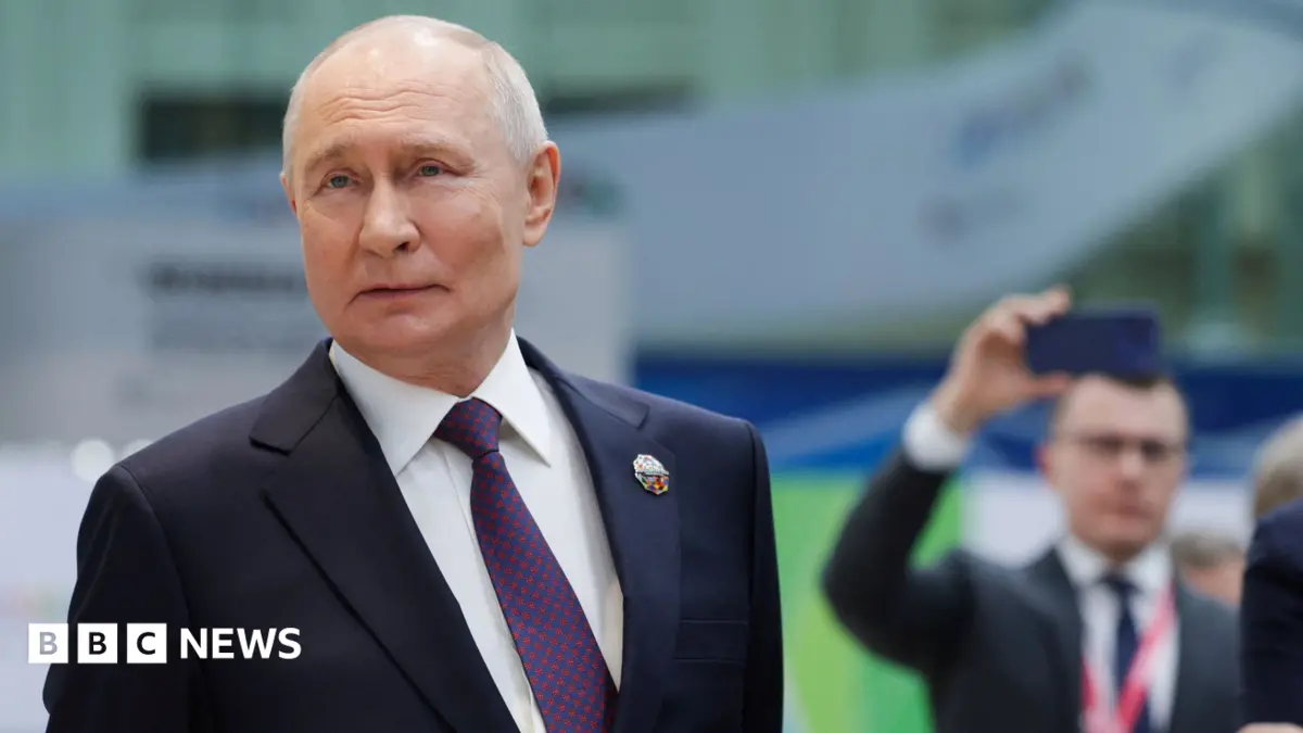 Putin Praises Elon Musk, Confirms Direct Contact on Satellite Technology