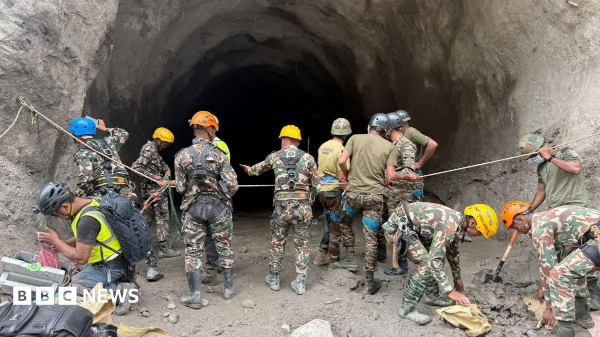 Nepal Rescuers Use Explosives Searching for Hydropower Workers, Death Toll Reaches 939