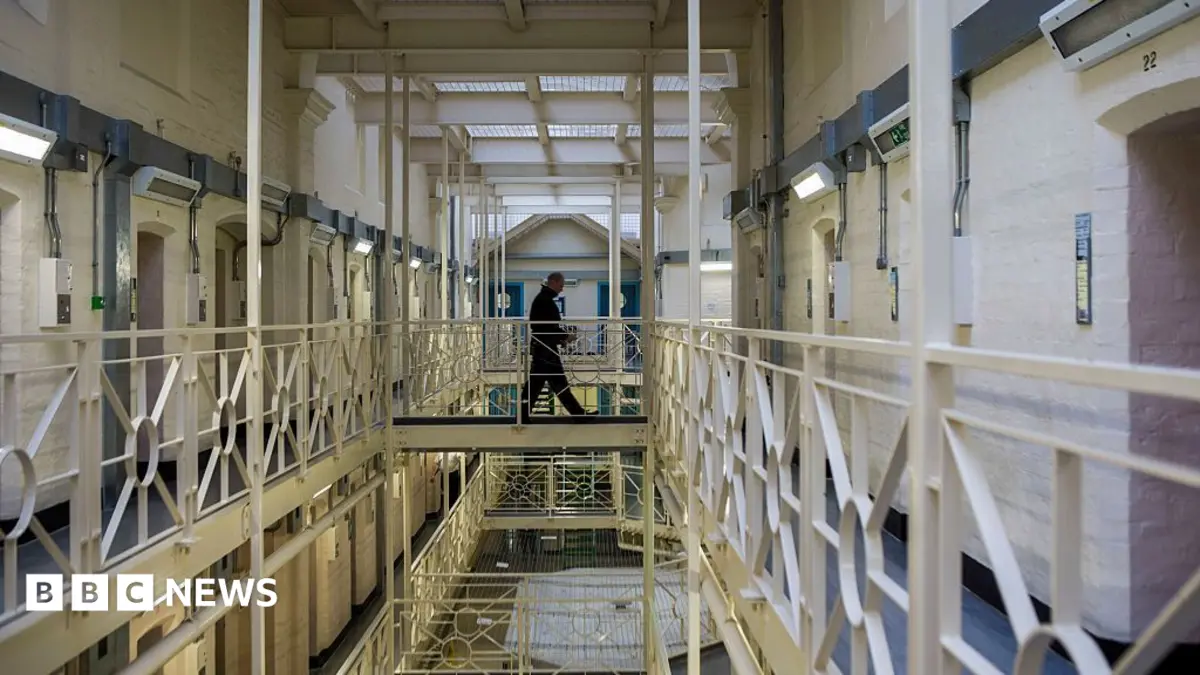 Conservatives Plan 50,000 New Prison Places to End Early Release