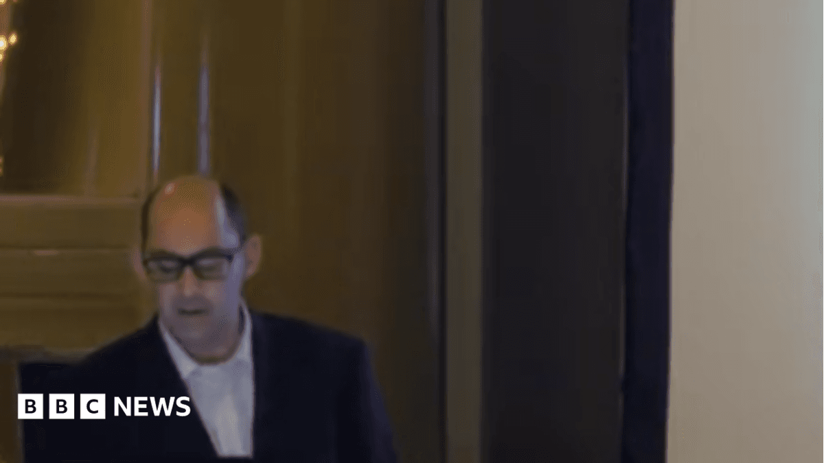 Dr Mark Deakin, Alder Hey Consultant, Identified as Lucy Letby's 'Boyfriend' During Trial
