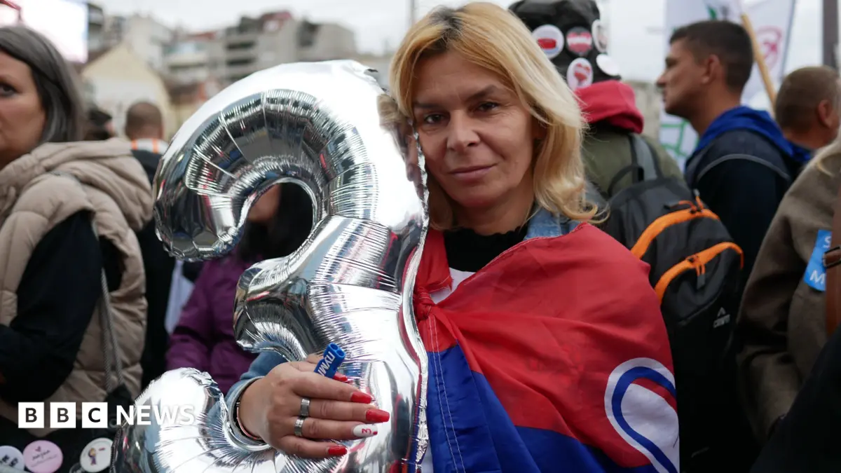 Serbian Student List Challenger Narrows Gap on President Vučić Ahead of Run-off Vote