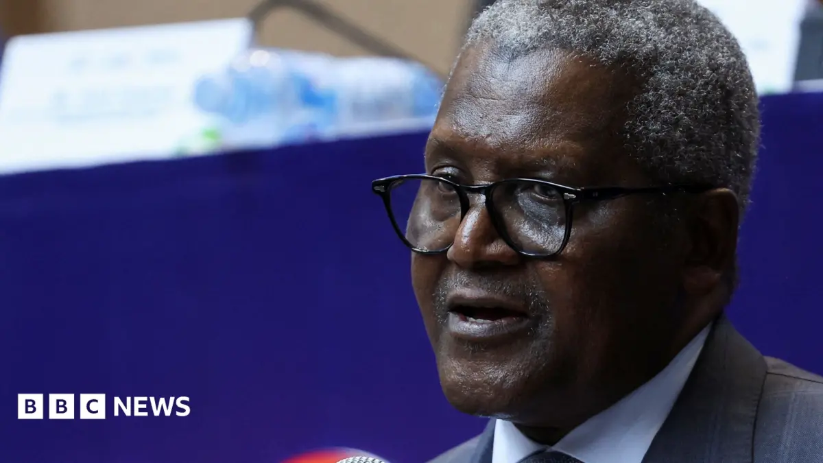 Dangote Plans Africa's Largest Share Sale for Nigerian Oil Refinery