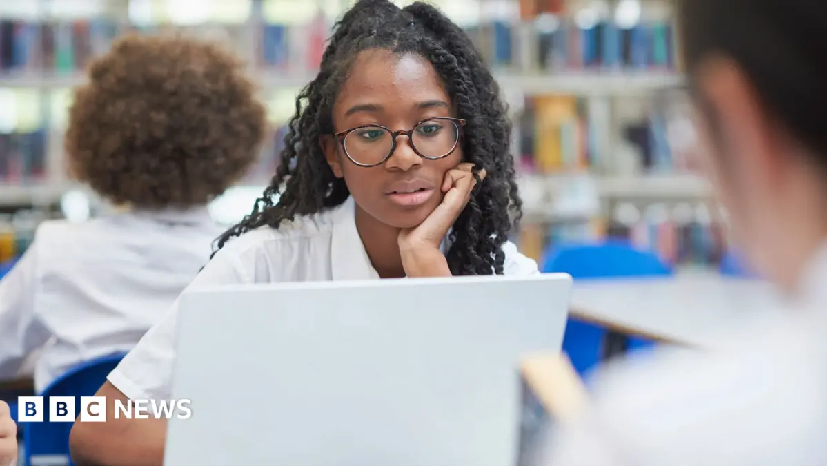 UK Schools Lack AI Preparedness, Urgent Government Guidance Demanded by Report