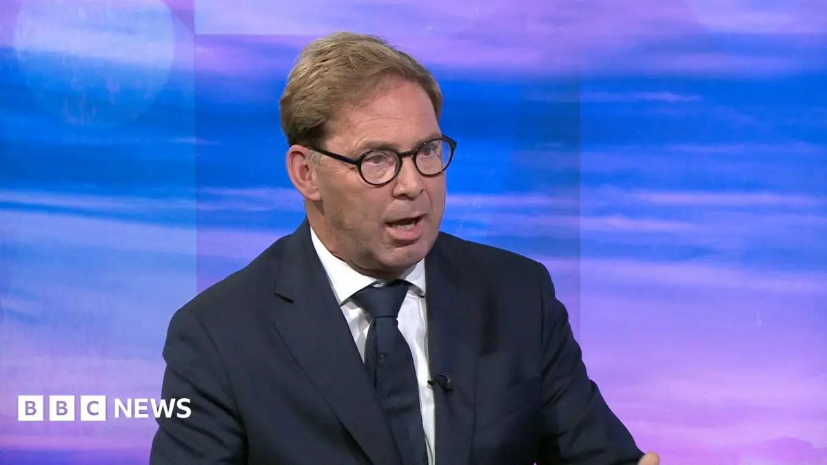 Former UK Defence Minister Alleges MoD Withheld Nuclear Test Veterans' Records