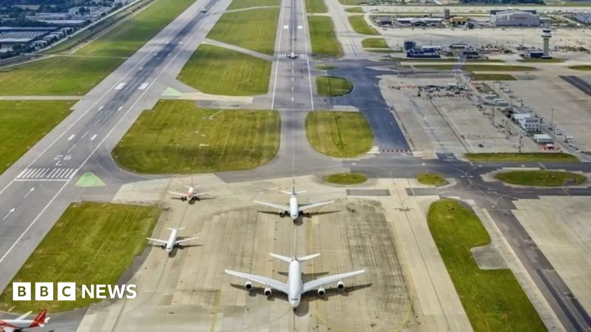 Gatwick Airport Grounds Flights After Departing Aircraft Experiences Technical Issue on Runway