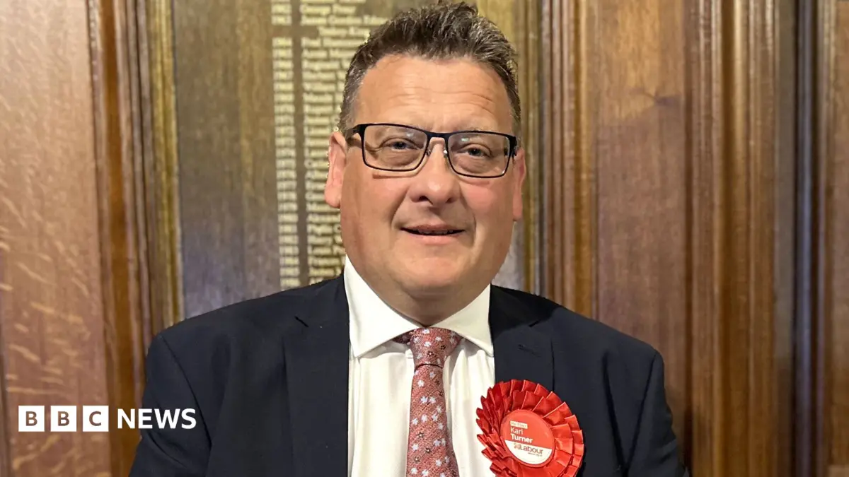 Karl Turner Reinstated to Labour Party; MP Critical of Government Returns to Parliamentary Fold