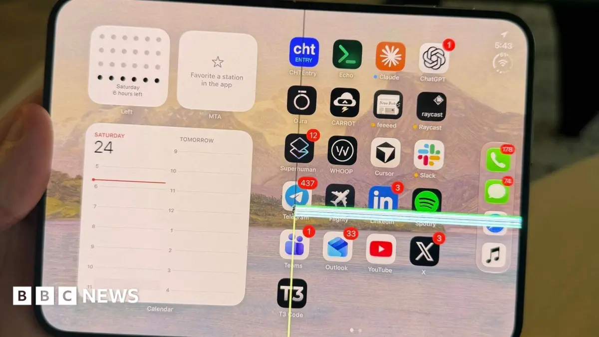 Apple Commits to Replacement Programme for Faulty iPhone Duo Screens