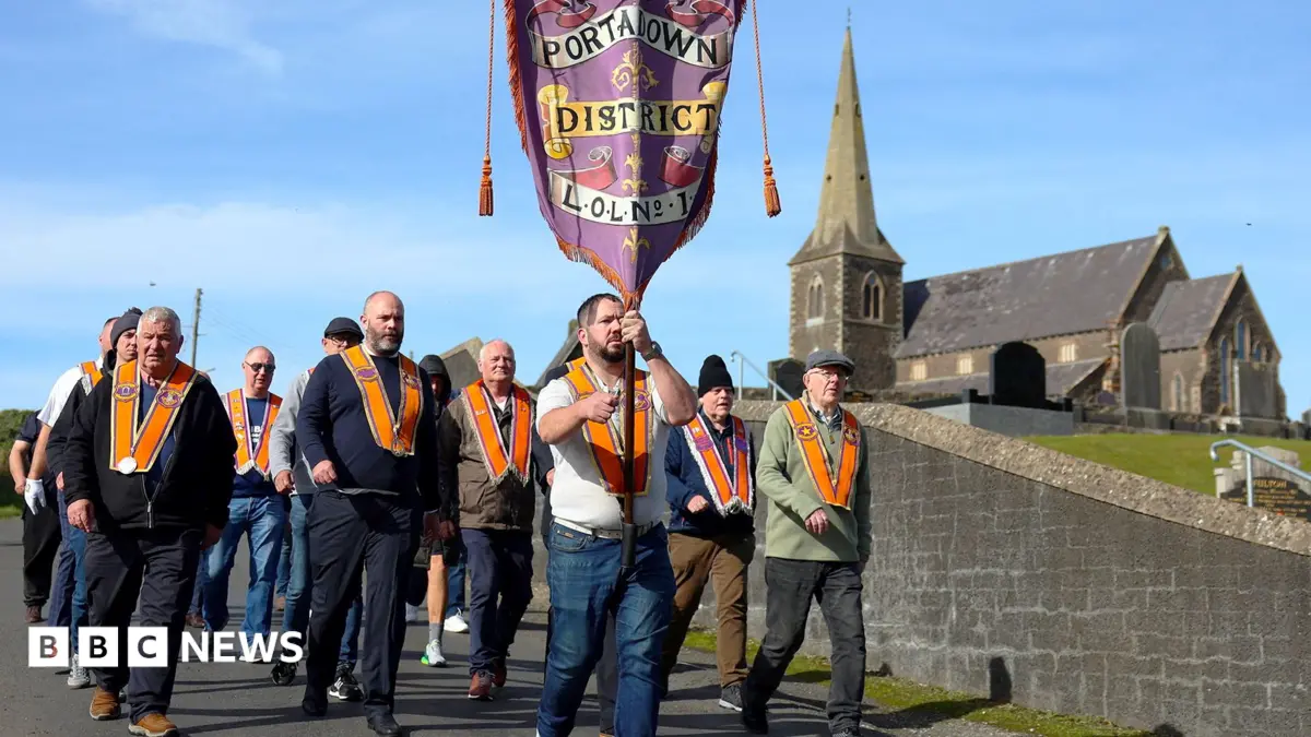 Drumcree Stand-off Persists as Orange Order Protesters Maintain Overnight Vigil