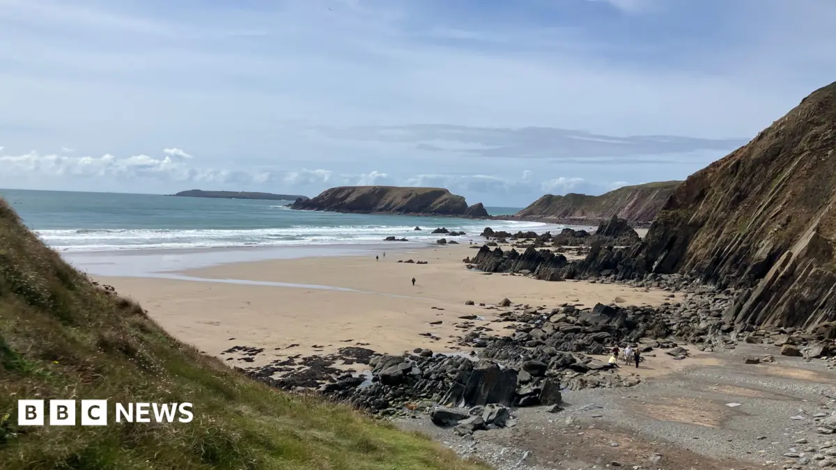 Search Ends for Missing Yorkshire Teenager Off Pembrokeshire Coast